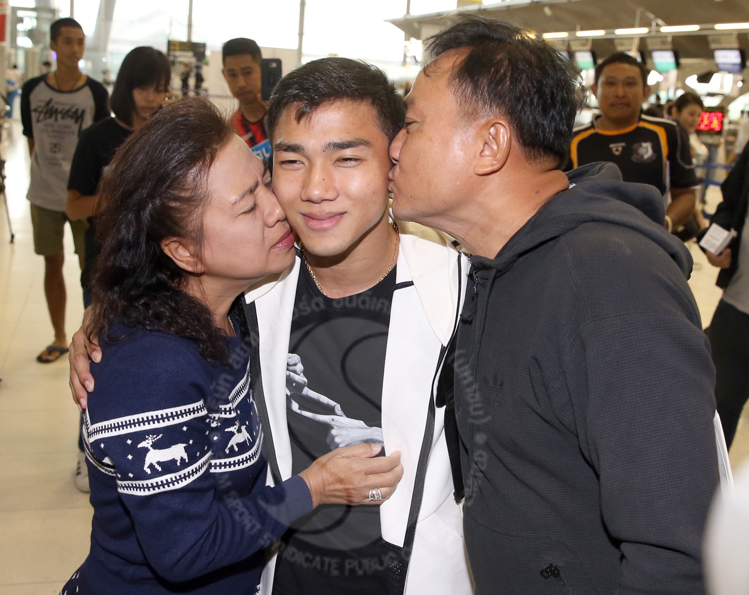 Messi Thai chinh phuc Nhat Ban du tit ngoi anh 11