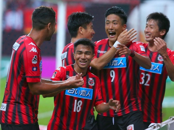 Tit ngoi 16 tran, Messi Thai van chinh phuc bong da Nhat Ban hinh anh