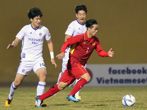 Cong Phuong tit ngoi, U23 Viet Nam thua sat nut CLB Han Quoc hinh anh
