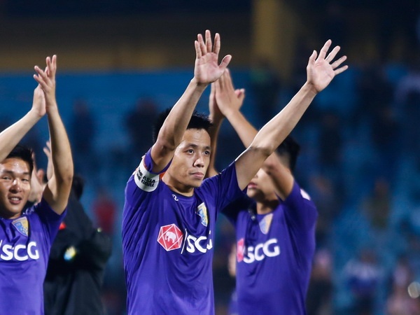 Van Quyet tu choi Thai Lan, muon sang Malaysia choi bong hinh anh