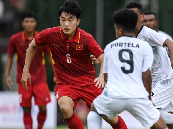 Xuan Truong tuc gian vi bi doi thu U23 Han Quoc khieu khich hinh anh