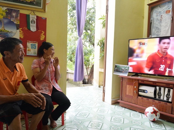 Bo Doan Van Hau: 'Chua den luc cac con tu man dau' hinh anh