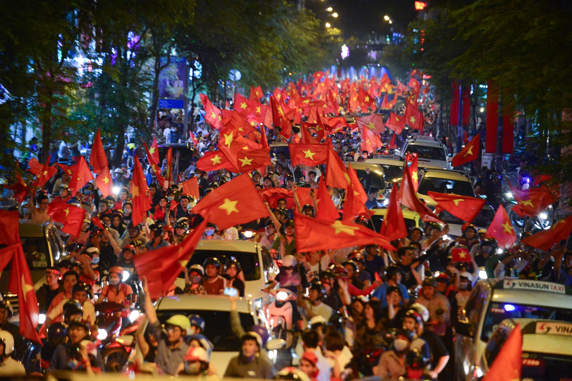 Viet Nam vs Uzbekistan trai tim toi huong ve U23 anh 2