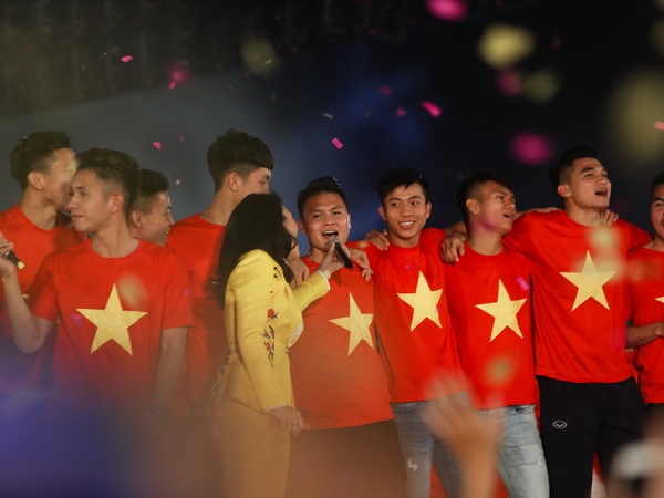 Lanh dao VFF buon vi bi hieu nham chuyen tien thuong U23 Viet Nam hinh anh