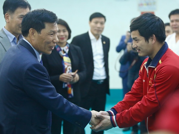 Bo truong lay U23 Viet Nam lam guong cho cac doi tuyen du ASIAD hinh anh