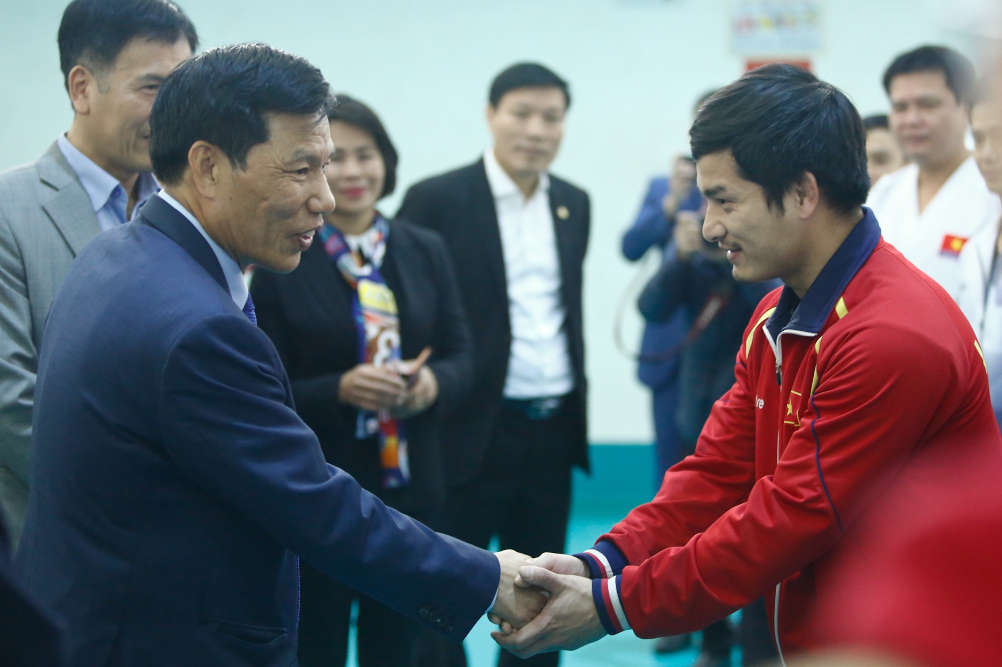 Bo truong lay U23 Viet Nam lam guong cho doi tuyen anh 2