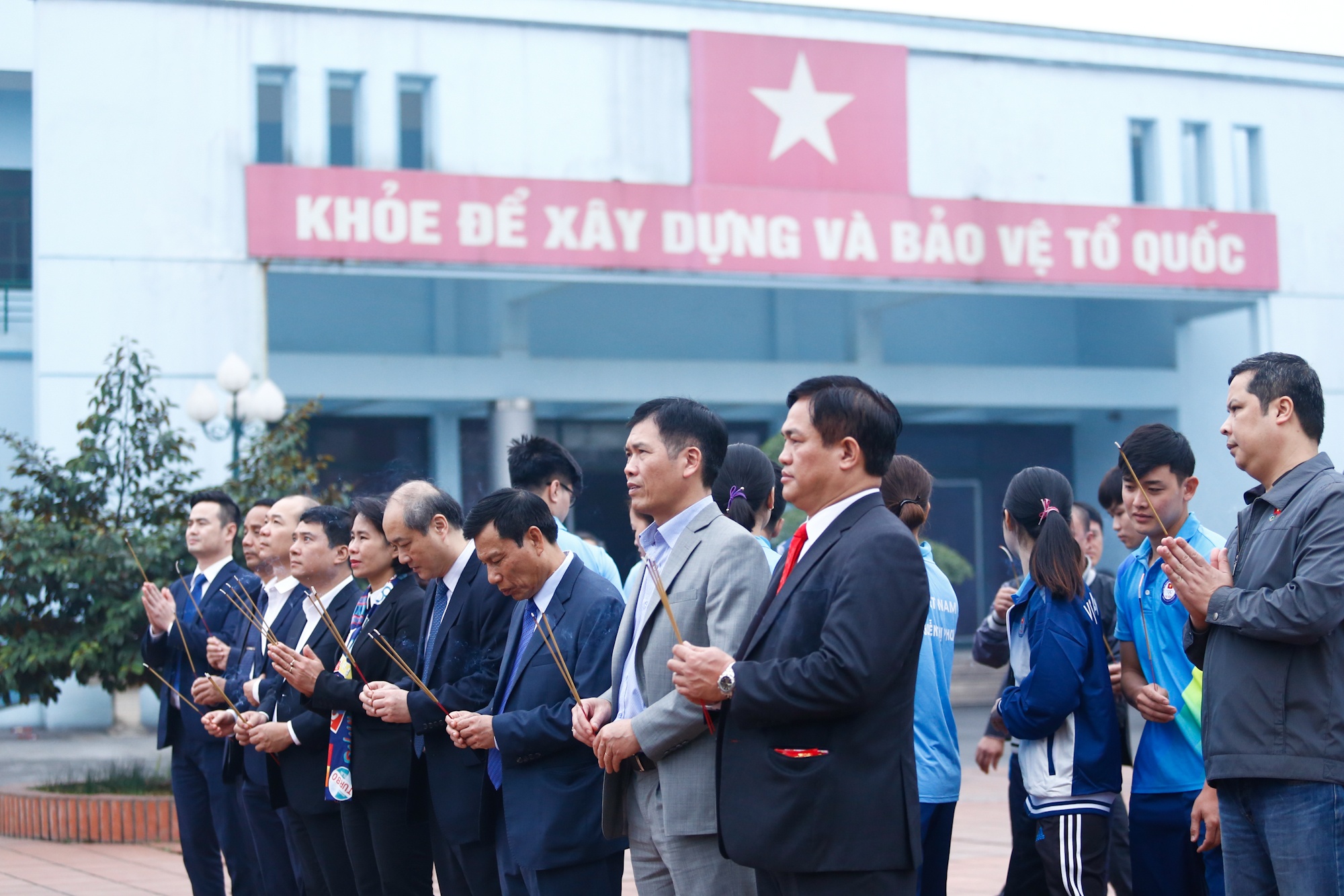 Bo truong lay U23 Viet Nam lam guong cho doi tuyen anh 5