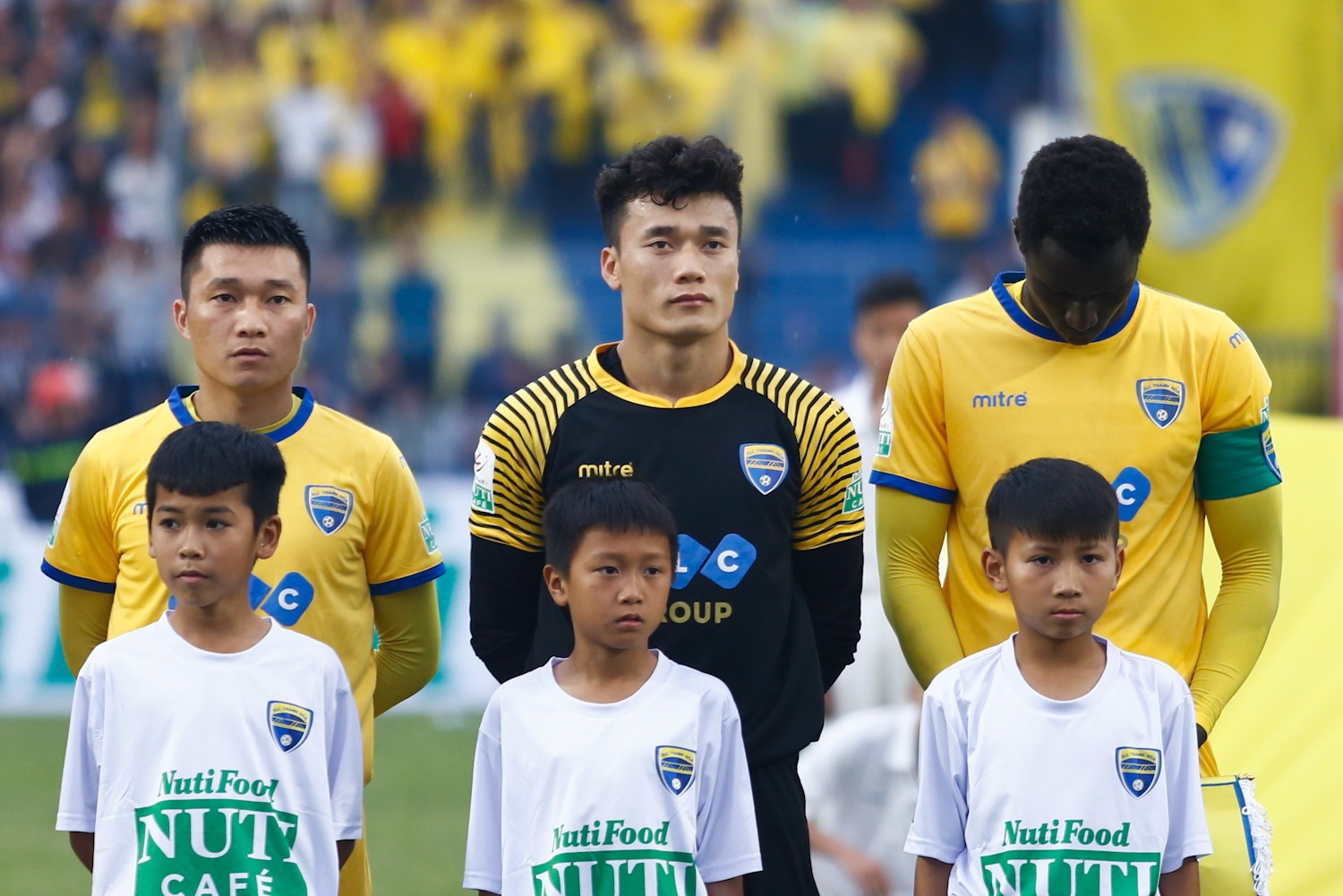 Bui Tien Dung kien tao thanh ban,  HLV Thanh Hoa he anh 1