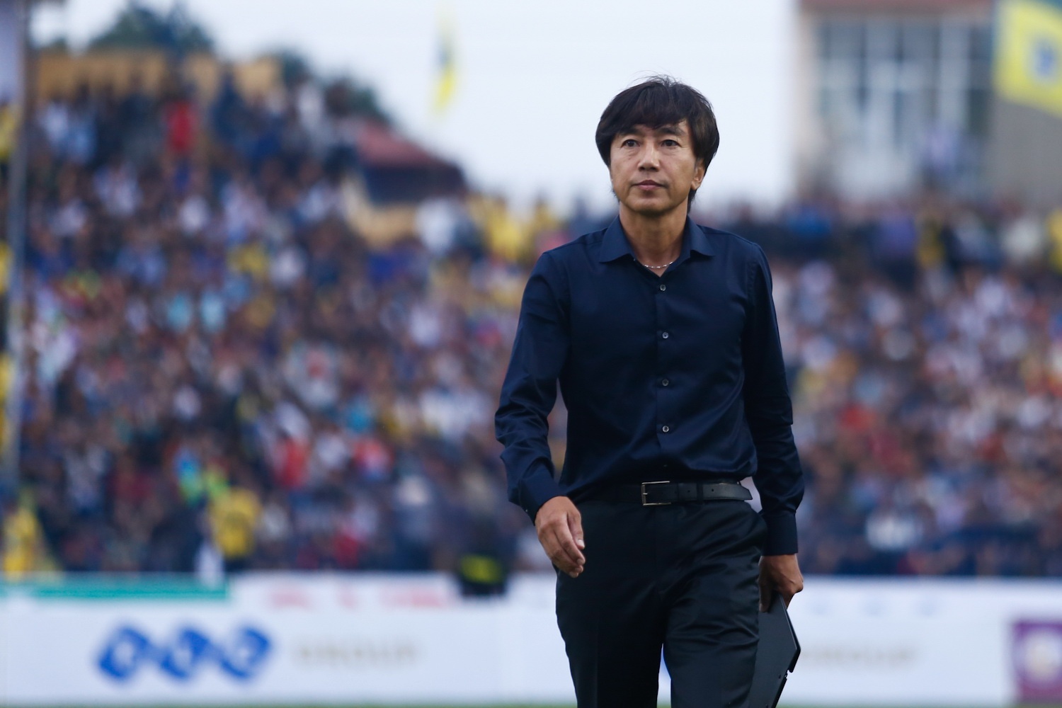 Bui Tien Dung kien tao thanh ban,  HLV Thanh Hoa he anh 2