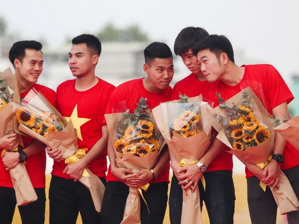 HLV Park Hang-seo goi 14 cau thu U23 len DT Viet Nam hinh anh