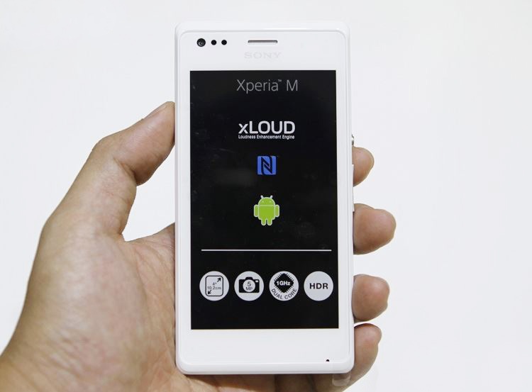 Sony Xperia M - lua chon sang gia o phan khuc tam trung hinh anh