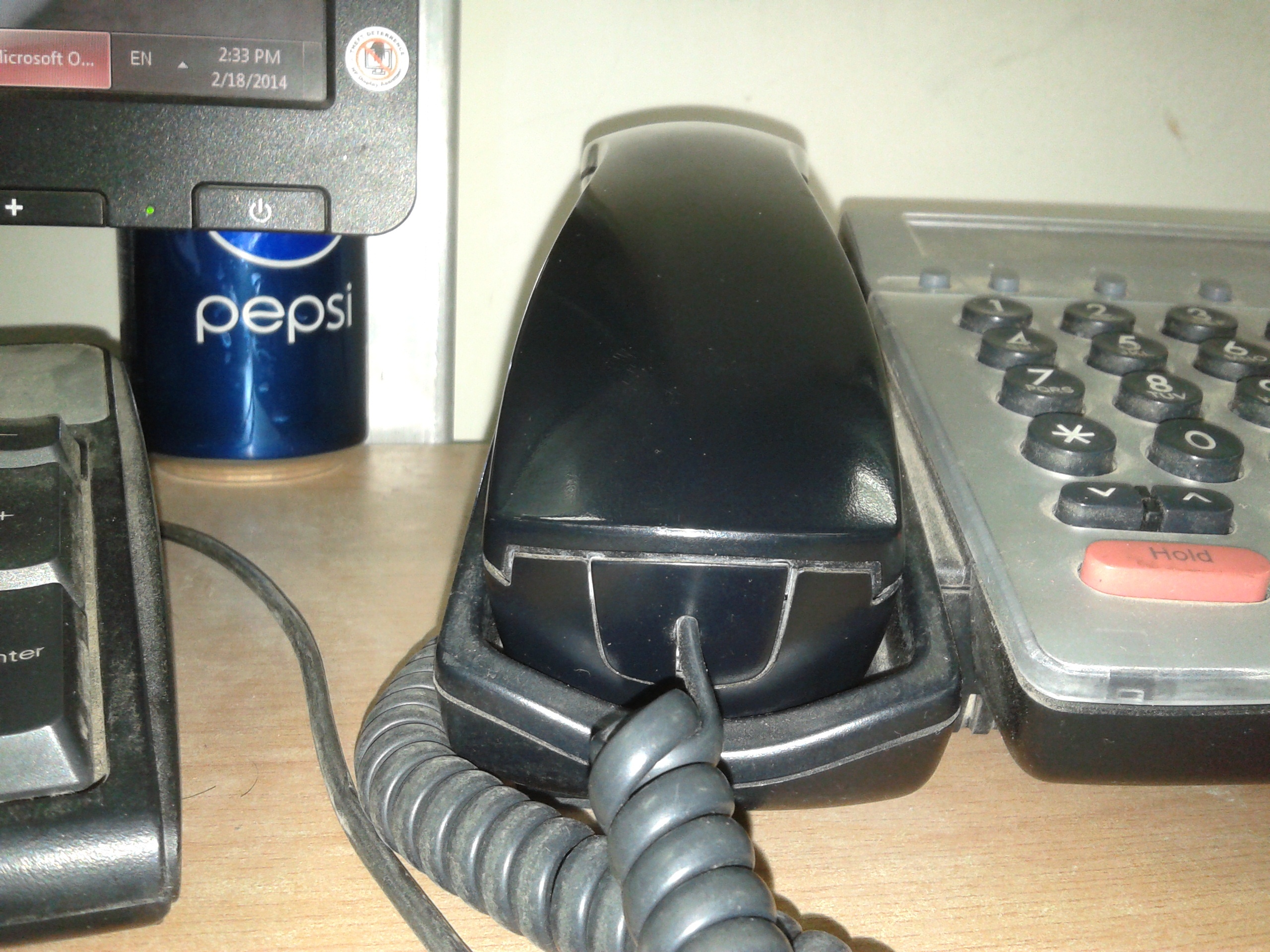 Lo anh chup tu camera sau 5MP cua Nokia X hinh anh