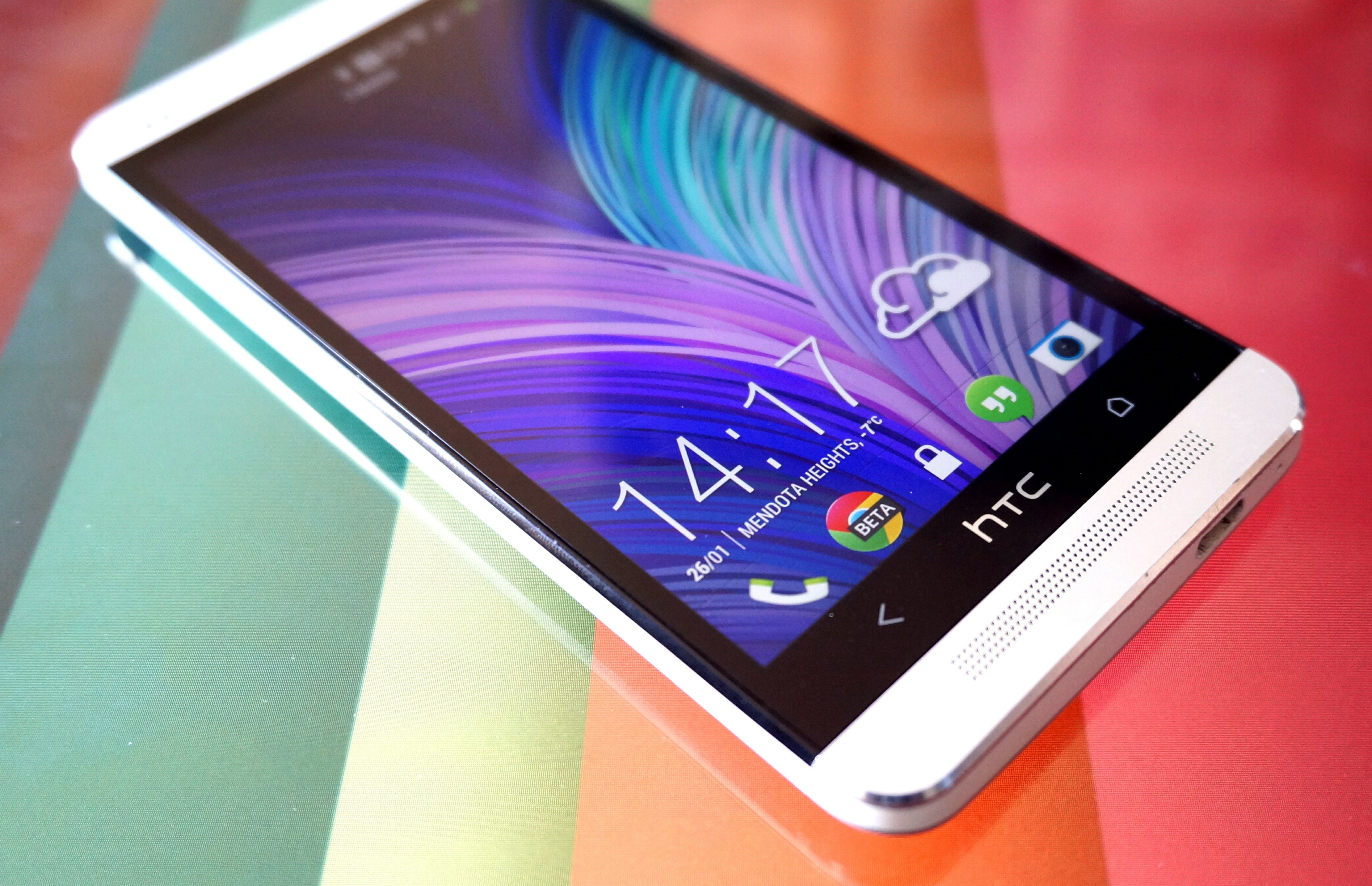 Video ve HTC One 2 tiep tuc xuat hien tai Duc hinh anh