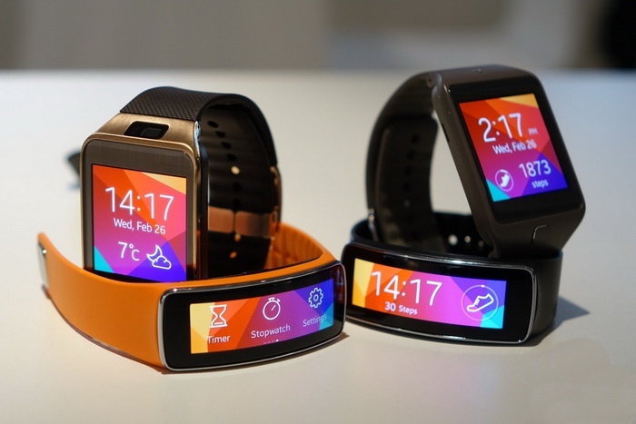 Samsung sap tung ra dong ho Gear Solo co ket noi 3G hinh anh