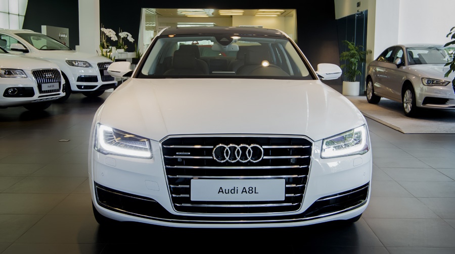 Toan canh man ra mat Audi A8L gia 4,4 ty tai VN hinh anh