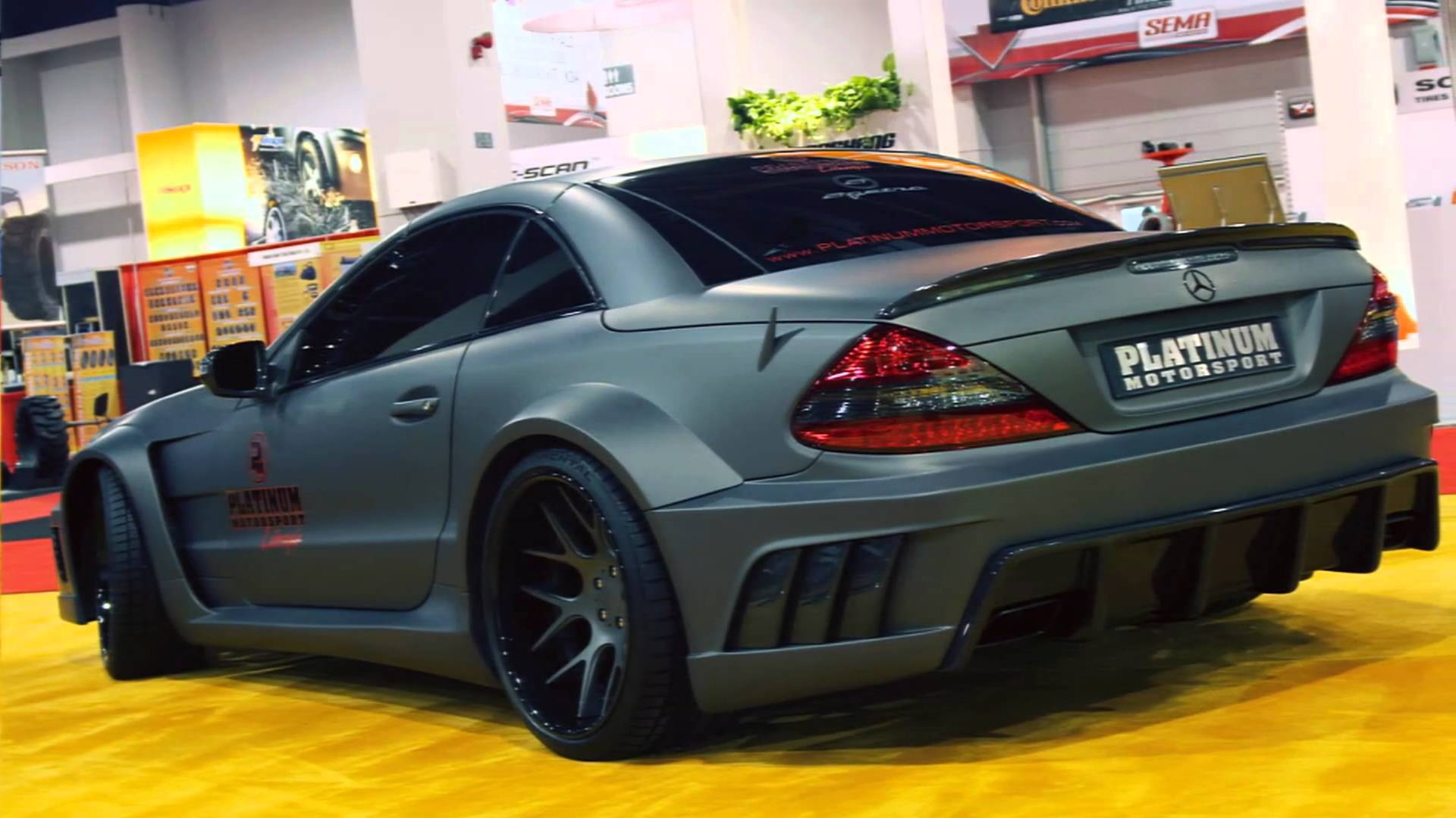 Mercedes SL AMG do kieu Black Series tai Sai Gon hinh anh