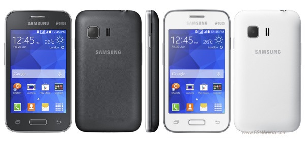 Samsung trinh lang 4 smartphone dong Galaxy gia re hinh anh