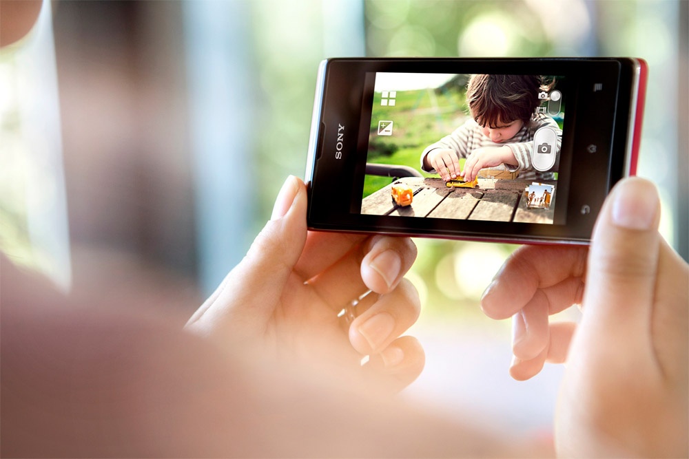 5 smartphone dong gia 2 trieu dang ban tai Viet Nam hinh anh