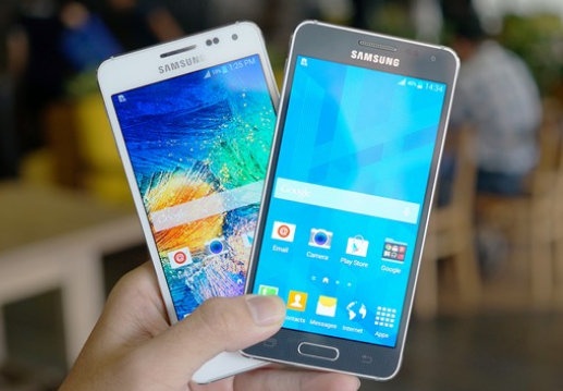 Galaxy Alpha o Viet Nam: Ke khen dep, nguoi che thieu hinh anh