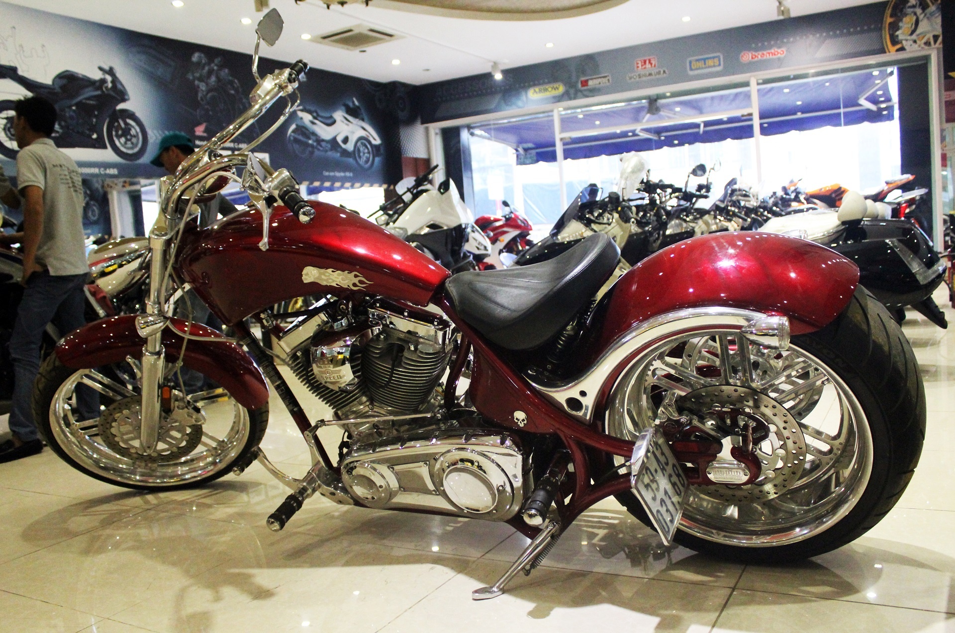 Xe doc Big Dog Pitbull tai Sai Gon hinh anh