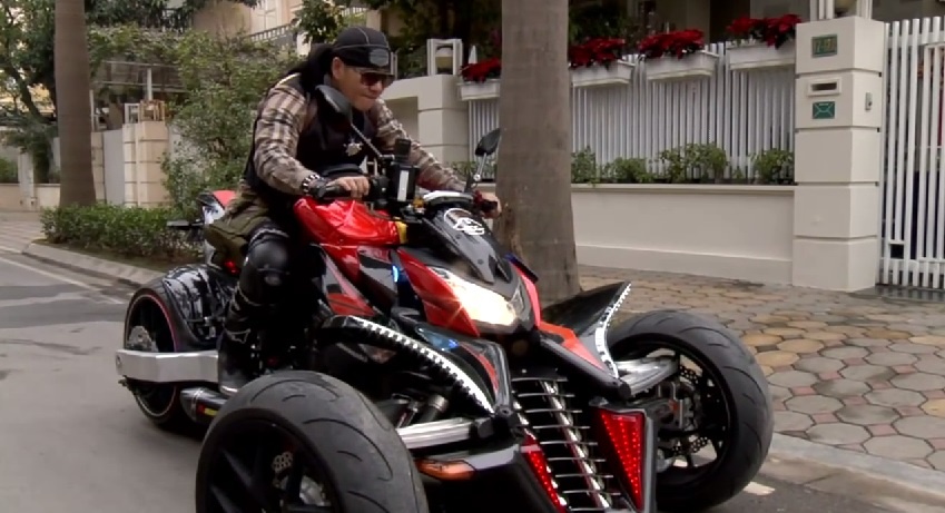 Dung UKI va bo suu tap xe khung - doc hinh anh