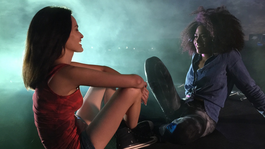 Đèn flash TrueTone với 2 đèn kép khiến iPhone 6 và iPhone 6 Plus có khả năng chụp thiếu sáng tốt hơn.