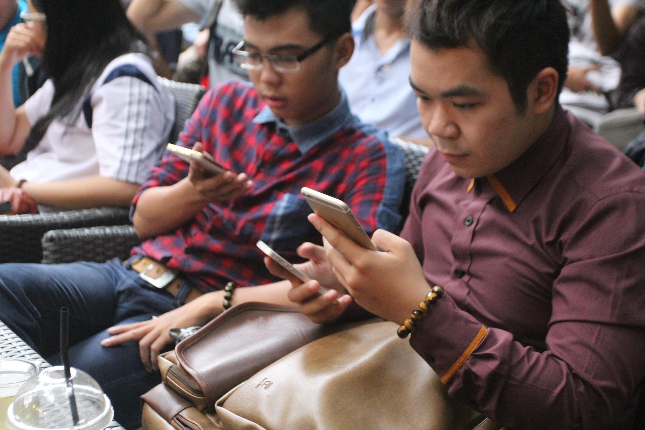 So sánh ngay với chiếc 5S.