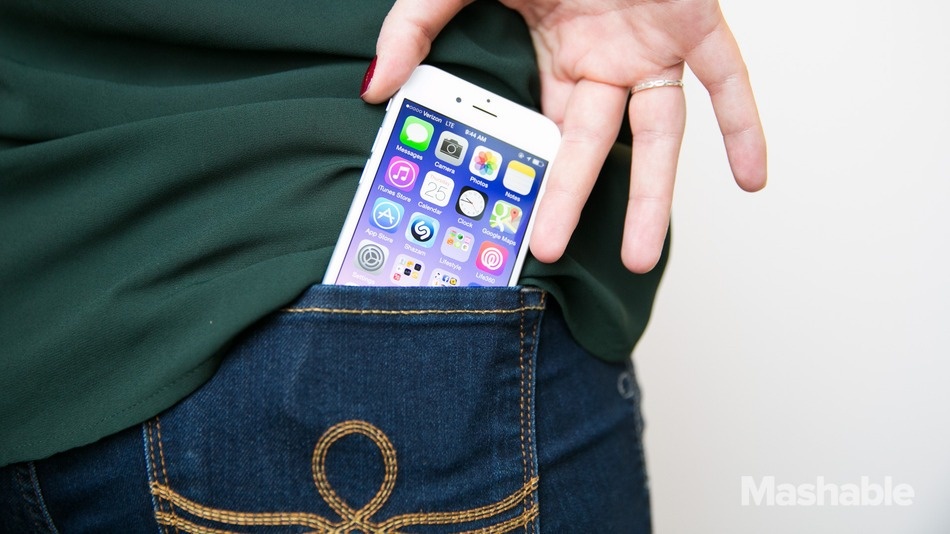 Samsung, LG, HTC xo xien kha nang tu cong cua iPhone 6 hinh anh