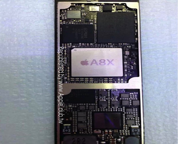 5. Bộ vi xử lý nhanh hơn, cải thiện đồ họa 3D Mỗi lần ra mắt một sản phẩm iPhone mới, Apple đều cải thiện khả năng đồ họa cho chúng. Mặc dù khả năng đồ hoạ cao hơn luôn đồng nghĩa với việc “ngốn” pin hơn, nhưng chưa iFan nào từ chối điều đó cả. Apple đã trang bị chip A8X cho iPad Air 2 trong khi iPhone 6 và 6 Plus chỉ dùng chip A8. Do đó, việc iPhone 7 sẽ trở thành một sản phẩm nhanh hơn, hoàn thiện hơn người tiền nhiệm sẽ là điều không phải bàn cãi.