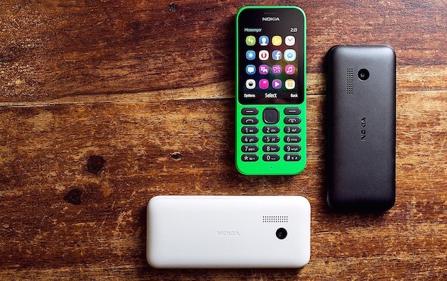 Nokia 215 có nhiều tính năng vượt trội so với các mẫu điện thoại cơ bản hiện nay.