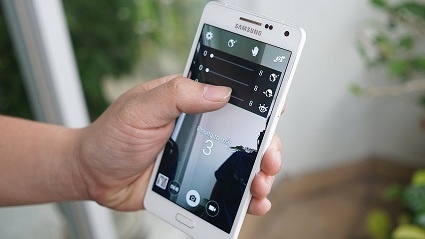 Dung thu tinh nang Selfie tren Samsung Galaxy A5 hinh anh