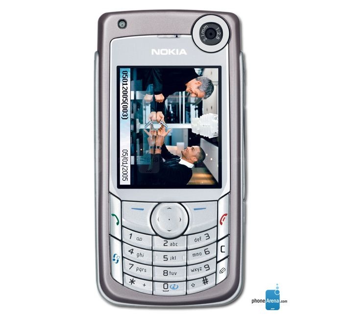 Nokia 6680: (6681 và 6682 là các biến thể của nó) là smartphone đầu tiên của Nokia có một camera VGA ở mặt trước và một đèn flash LED bên cạnh camera 1,3MP phía sau. Tại thời điểm được bán ra, vào đầu năm 2005, nó chạy trên nền tảng Symbian 8.0 S60. Với một màn hình 2,1 inch với độ phân giải 176 208 pixel và chỉ 10 MB bộ nhớ trong nhưng thiết bị có thể mở rộng bộ nhớ.