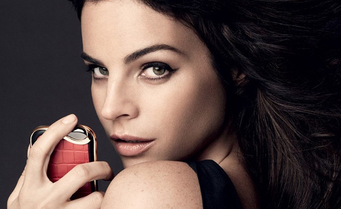 10 chiec dien thoai dat nhat the gioi hinh anh