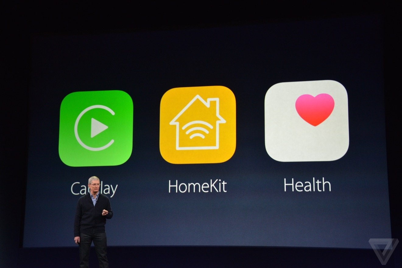 7. CarPlay hỗ trợ nhiều dòng xe hơi CarPlay sẽ hỗ trợ thêm tới 40 mẫu xe hơi mới trong năm nay. Ứng dụng này đang cạnh tranh với Android Auto của Google, cả hai đều có tác dụng giúp các tính năng của điện thoại dễ dùng hơn khi đang lái xe.