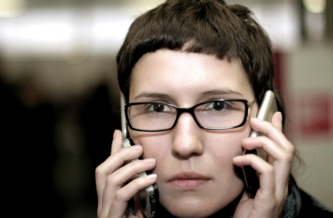 Nhung thoi quen xau khi dung smartphone hinh anh