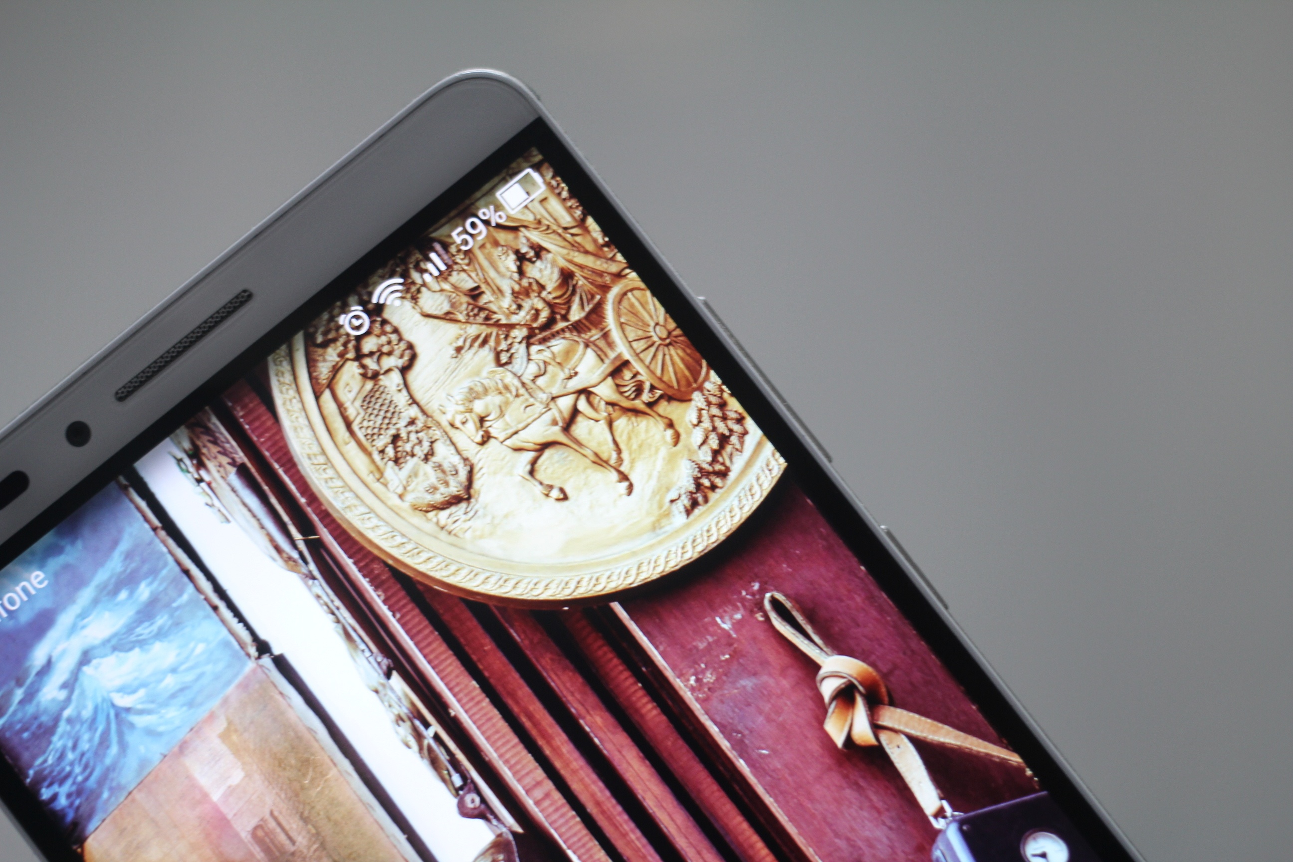 Ascend Mate 7 pin khung, gia 10,99 trieu bat dau ban o VN hinh anh