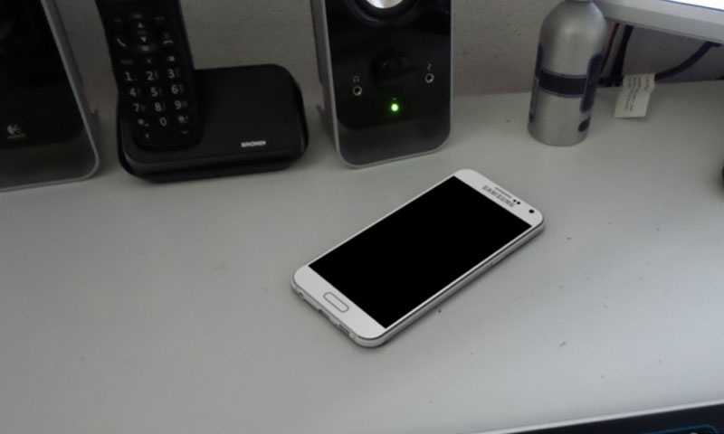 Google ra mat tinh nang tim dien thoai Android tren web hinh anh