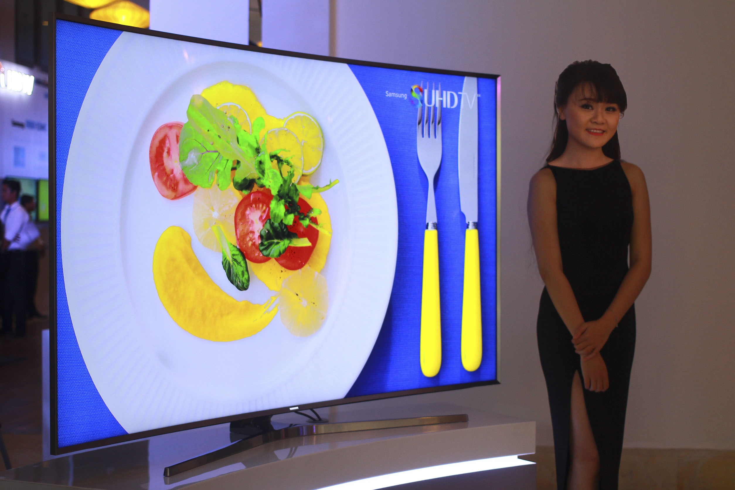 Su kien ra mat SUHD TV cua Samsung tai Da Nang hinh anh