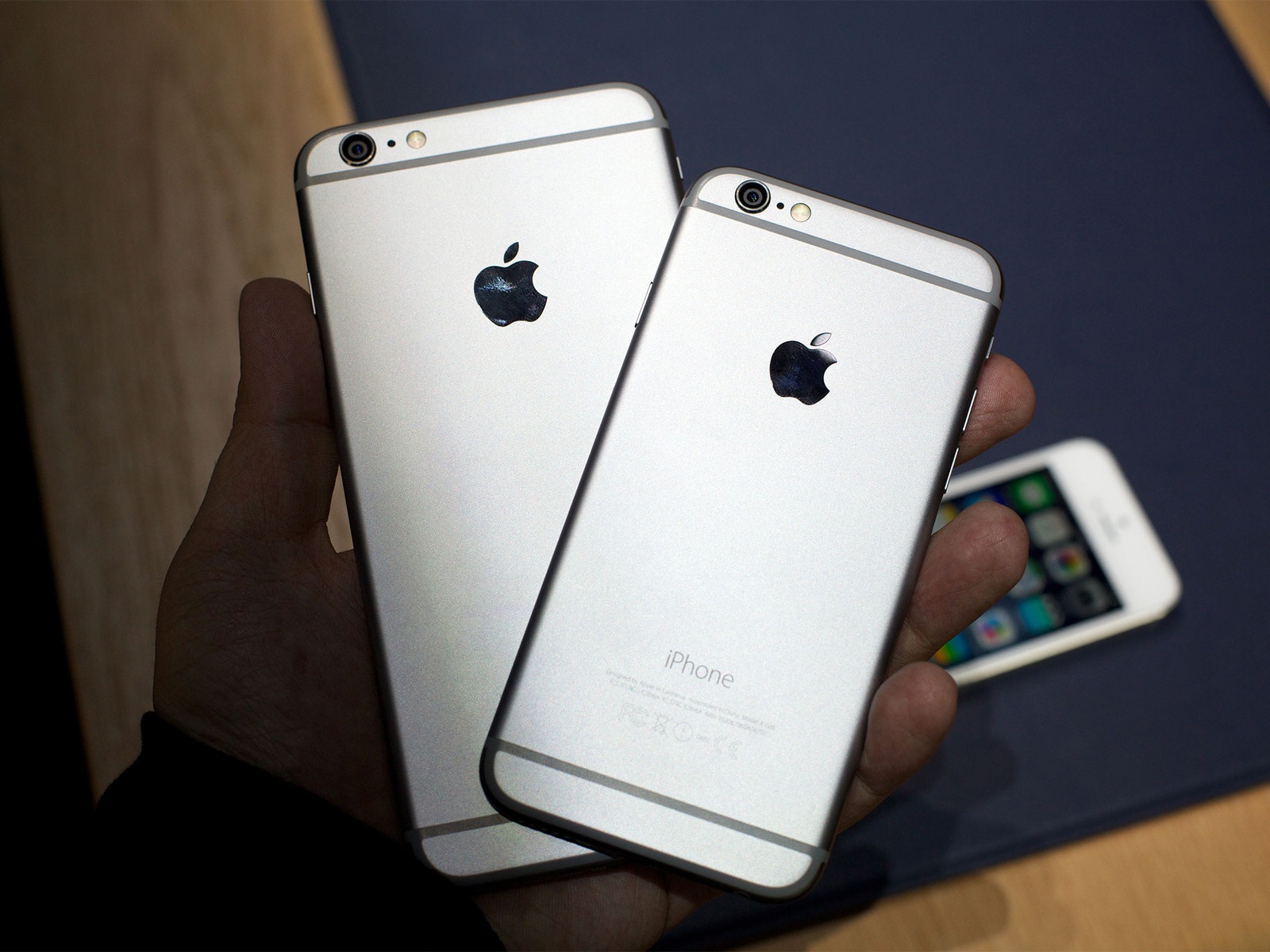 iPhone 6 Plus dung dau thi truong phablet tai My hinh anh