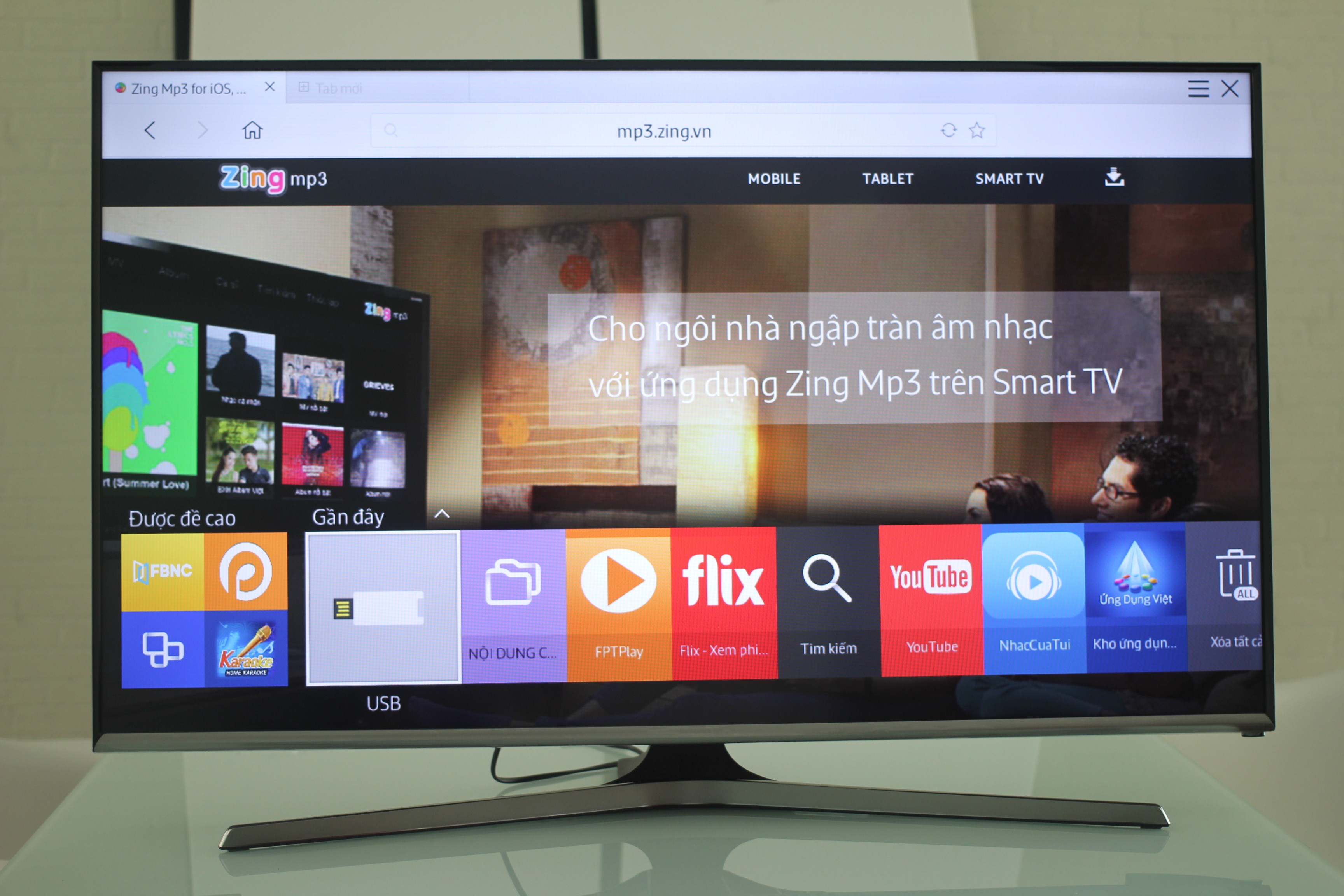 TV 43 inch dau tien tai Viet Nam hinh anh