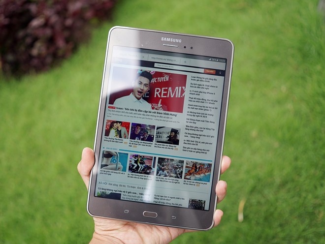 Danh gia Galaxy Tab A - tablet tam trung, di kem but S Pen hinh anh