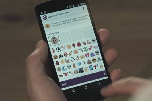 Thay the ma PIN bang bieu tuong cam xuc hinh anh