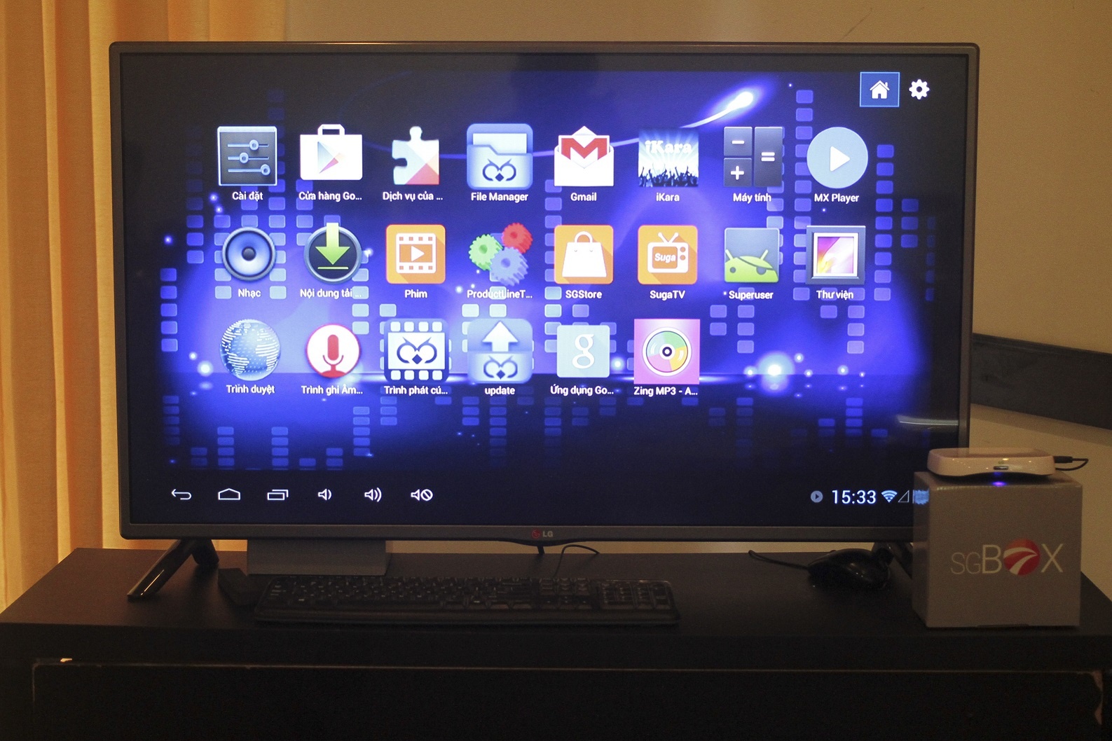 Mo hop Android TV Box made in Vietnam, gia 1,8 trieu dong hinh anh