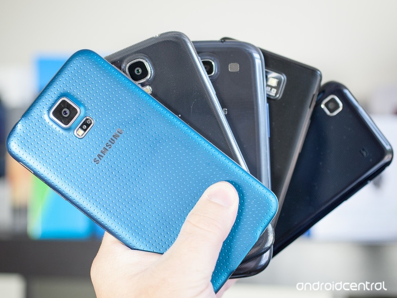 Samsung va hanh trinh 6 nam cua dien thoai Galaxy cao cap hinh anh