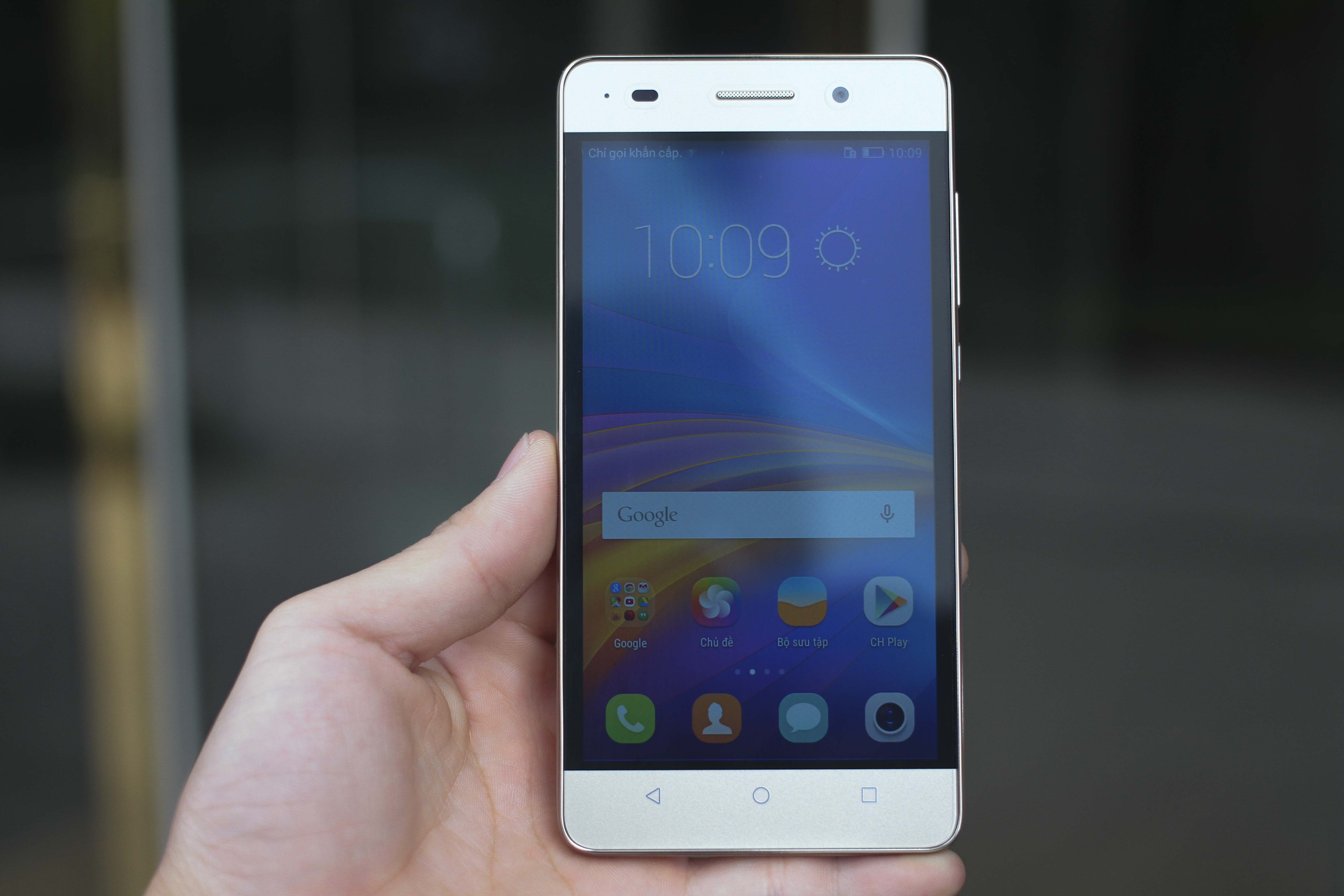 Danh gia nhanh Honor 4C, cau hinh cao gia re hinh anh