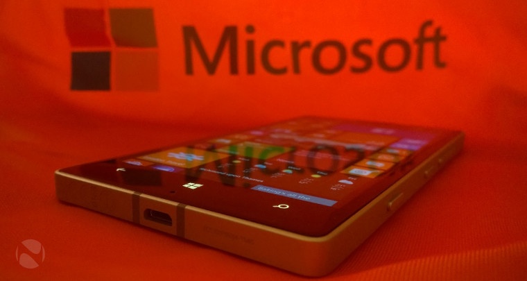 CEO Microsoft: 'Smartphone cao cap cua chung toi chua tot' hinh anh