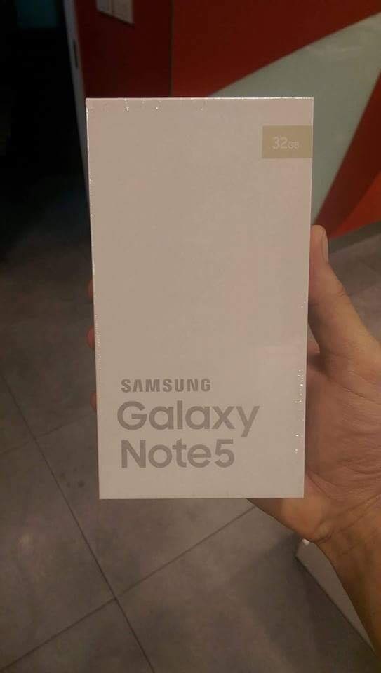 Anh dap hop Samsung Galaxy Note 5 ro ri hinh anh