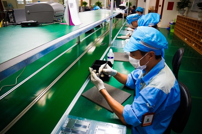 Tham nha may san xuat Bphone hinh anh