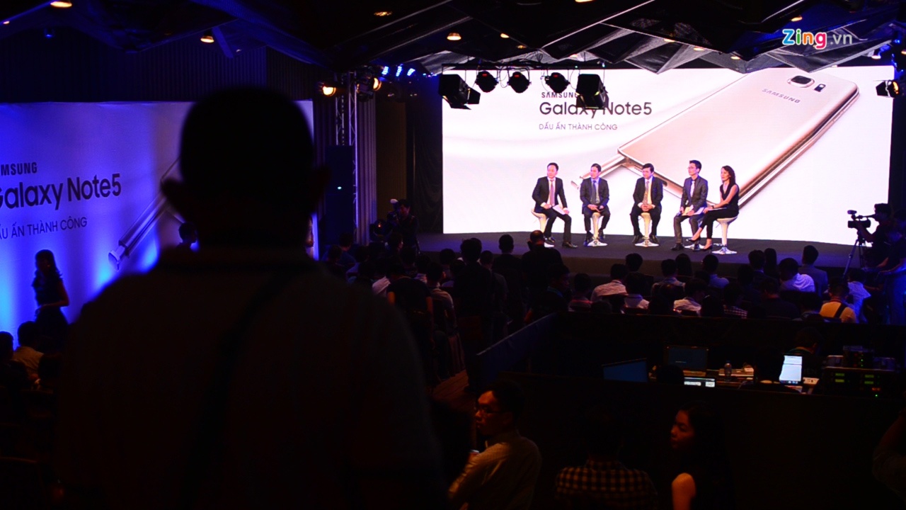 Samsung: Dong Galaxy S va Note ke thua nhung khac biet hinh anh