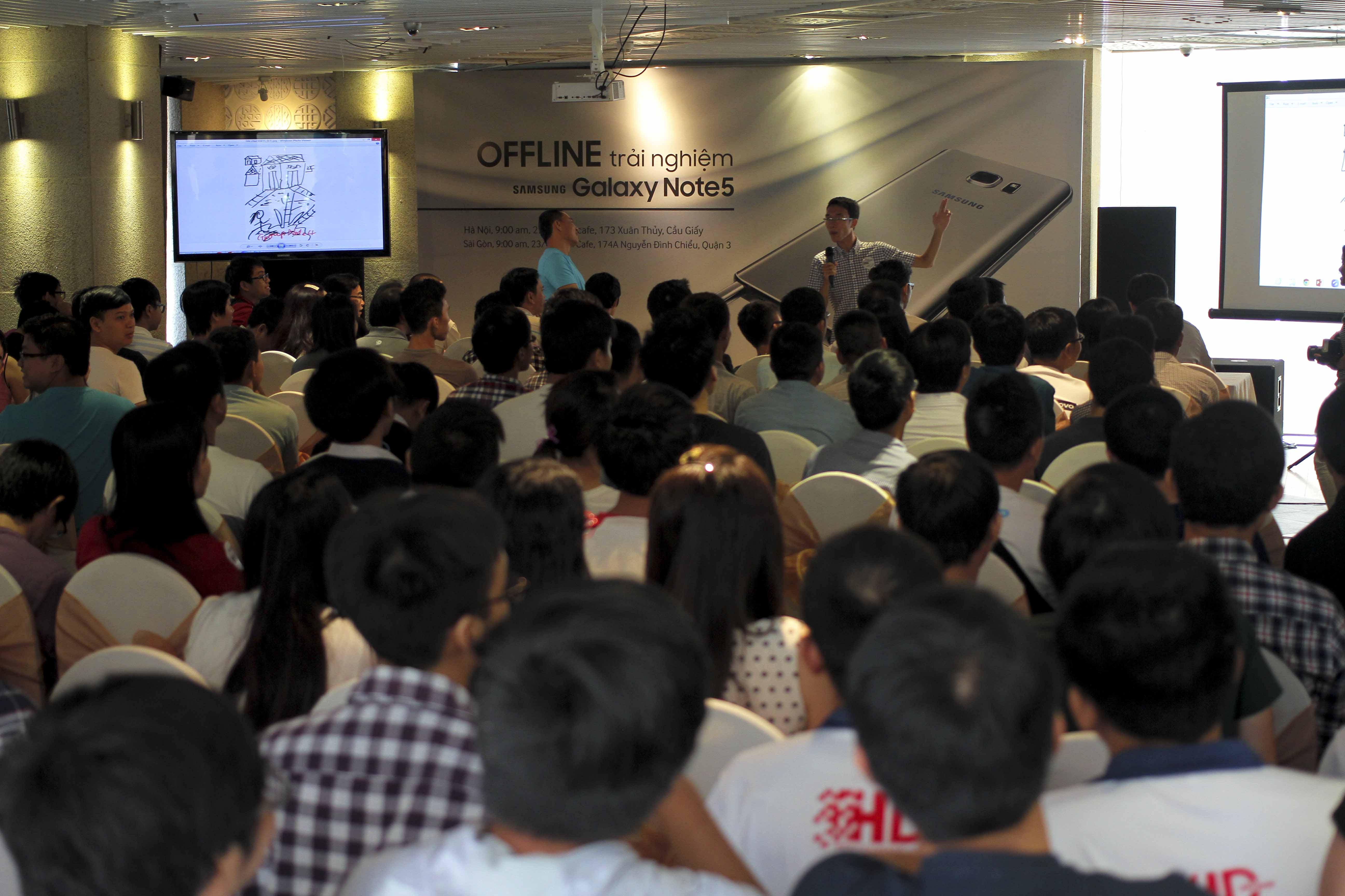 Dan cong nghe gap Galaxy Note 5 tai Sai Gon hinh anh